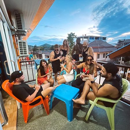 Revolution Koh Tao Hostel Ngoại thất bức ảnh