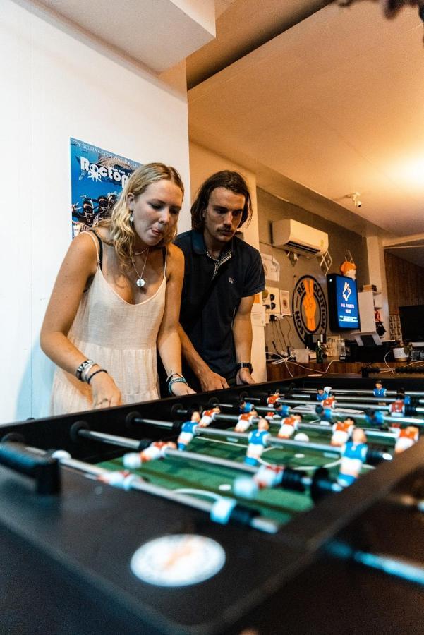 Revolution Koh Tao Hostel Ngoại thất bức ảnh