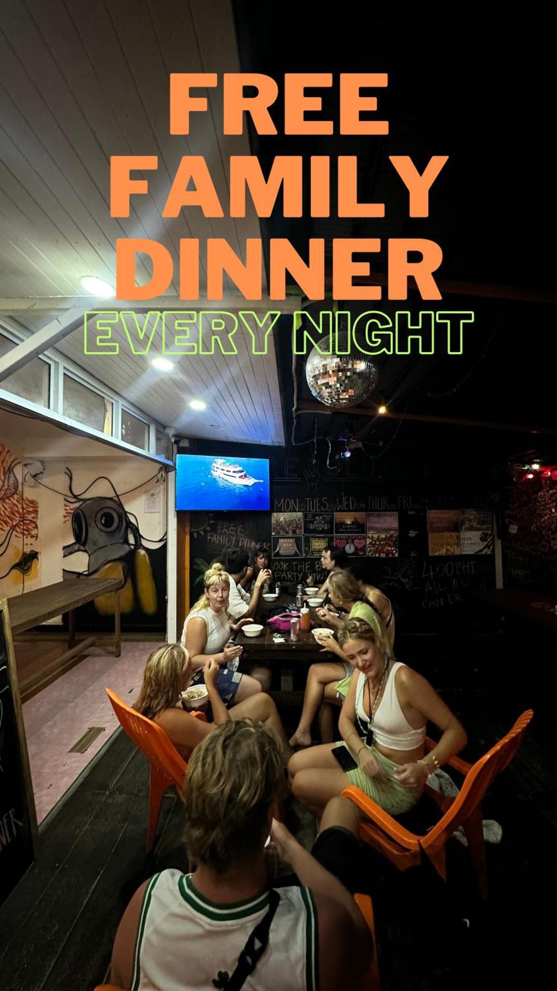 Revolution Koh Tao Hostel Ngoại thất bức ảnh